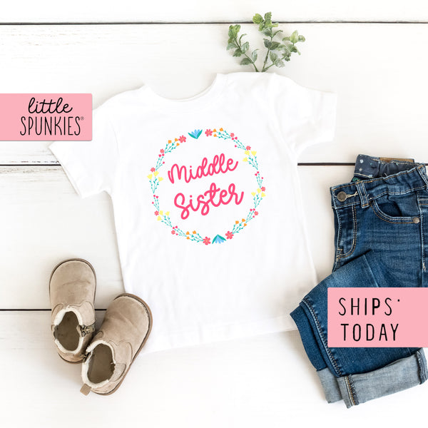 Middle Sister Announcement Floral Girl Toddler & Youth T-Shirt